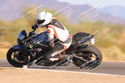 media/Nov-06-2023-Moto Forza (Mon) [[ce023d0744]]/3-Intermediate Group/Session 5 (Turn 9)/